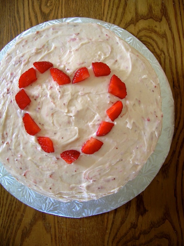 strawberry dream cake